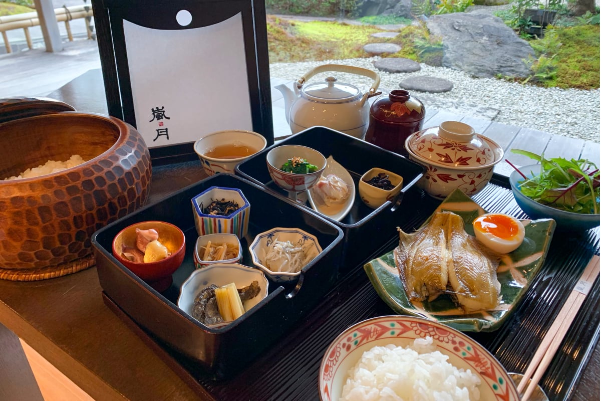 京都嵐山の料理旅館 嵐月 朝食イメージ2